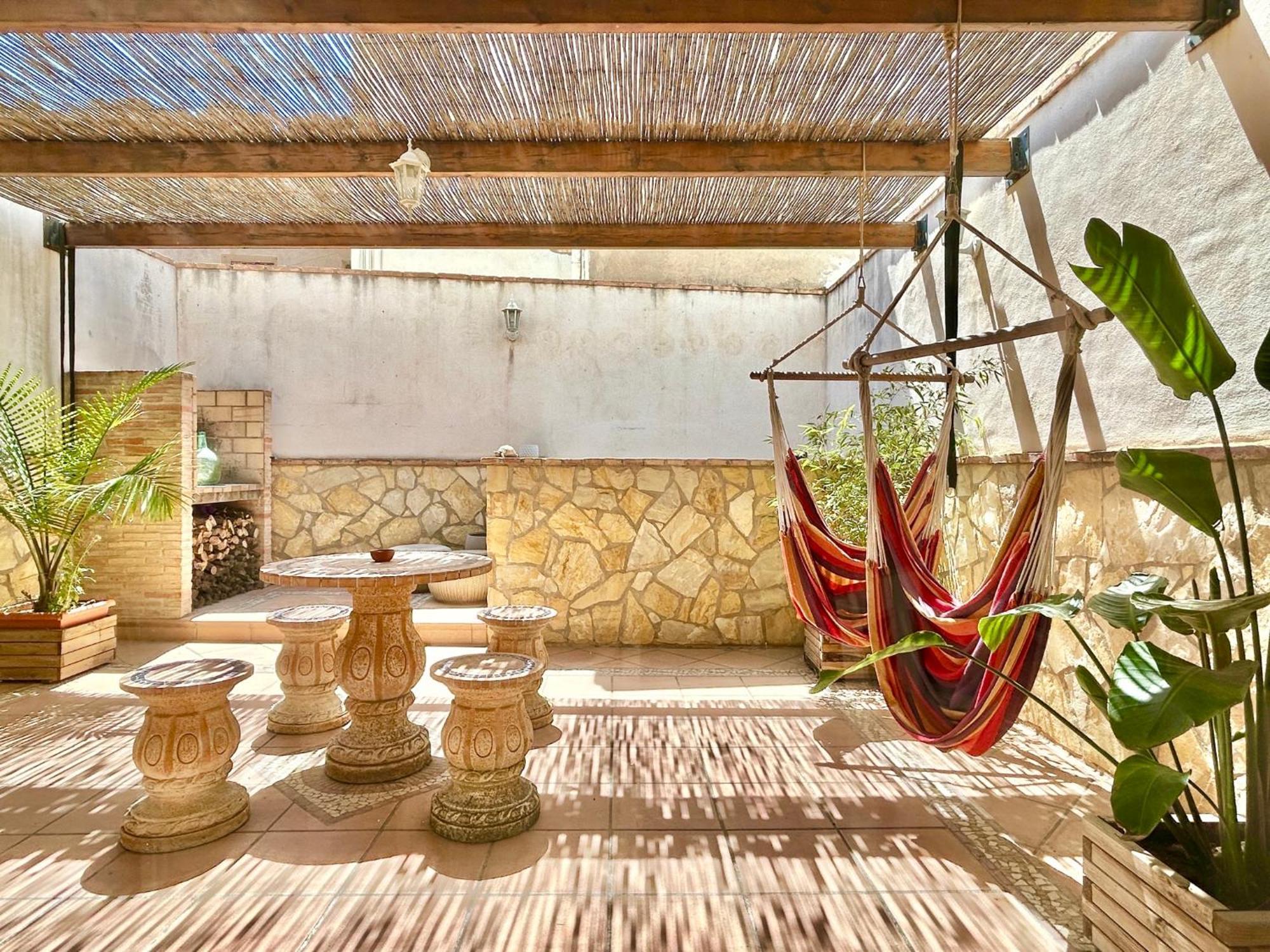 Casa Con Jacuzzi Y Piscina Con Vistas Al Castillo Corbera de Alcira